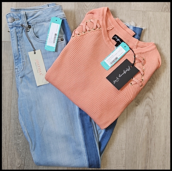 Montgomery Post - Crew Neck Raglan Fitted Ribbed Top - Picture 12 of 12